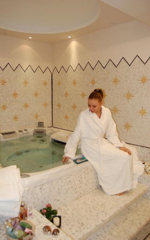 Hotel Imperiale By Omnia 4*